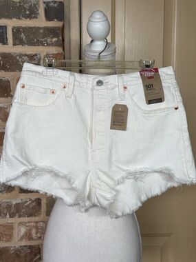 NWT Levi's 501 Creamy White Cutoff Jean Shorts High-Rise Button Fly Streetwear